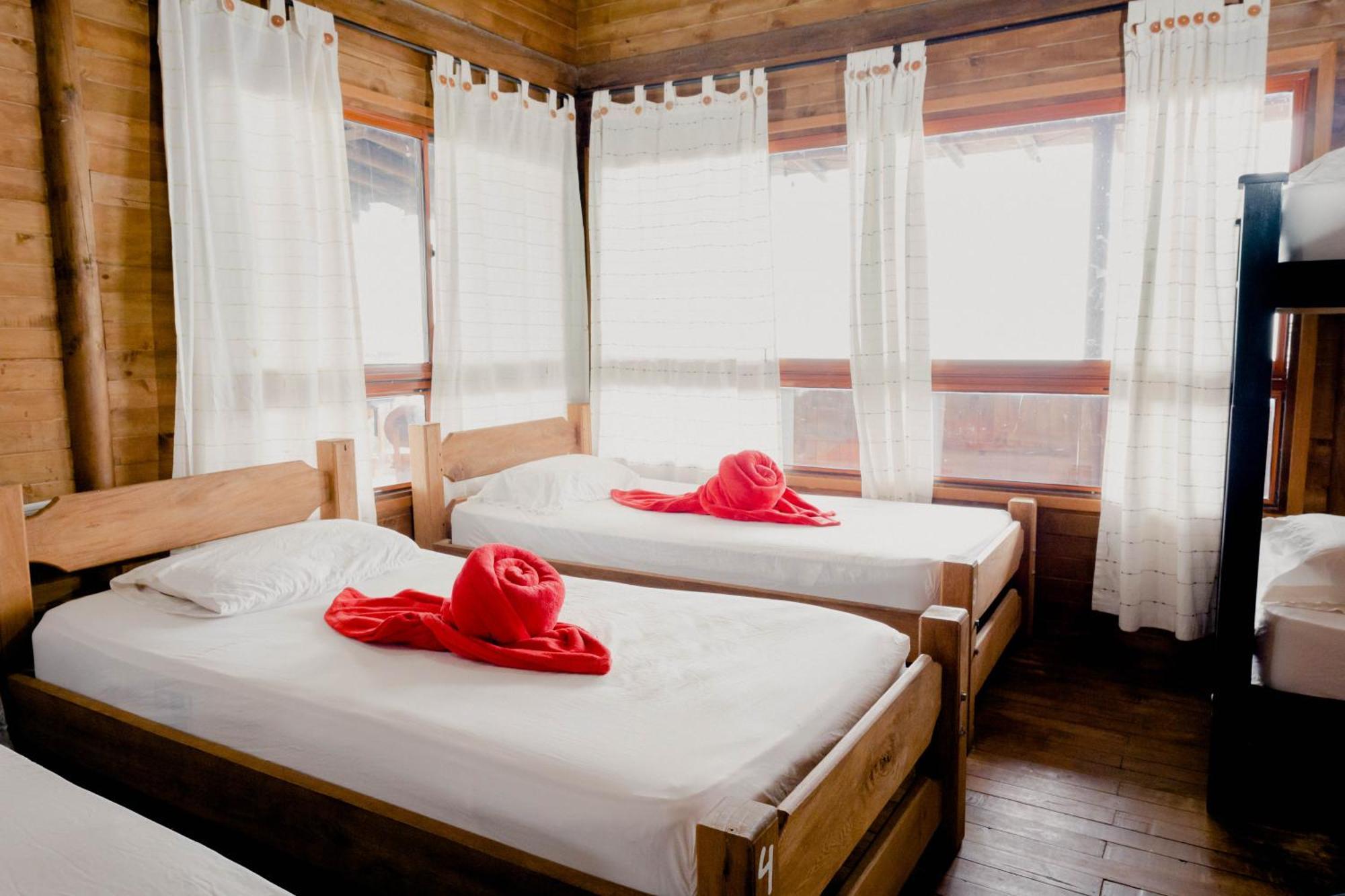 Hostal Sierra Мінка Екстер'єр фото