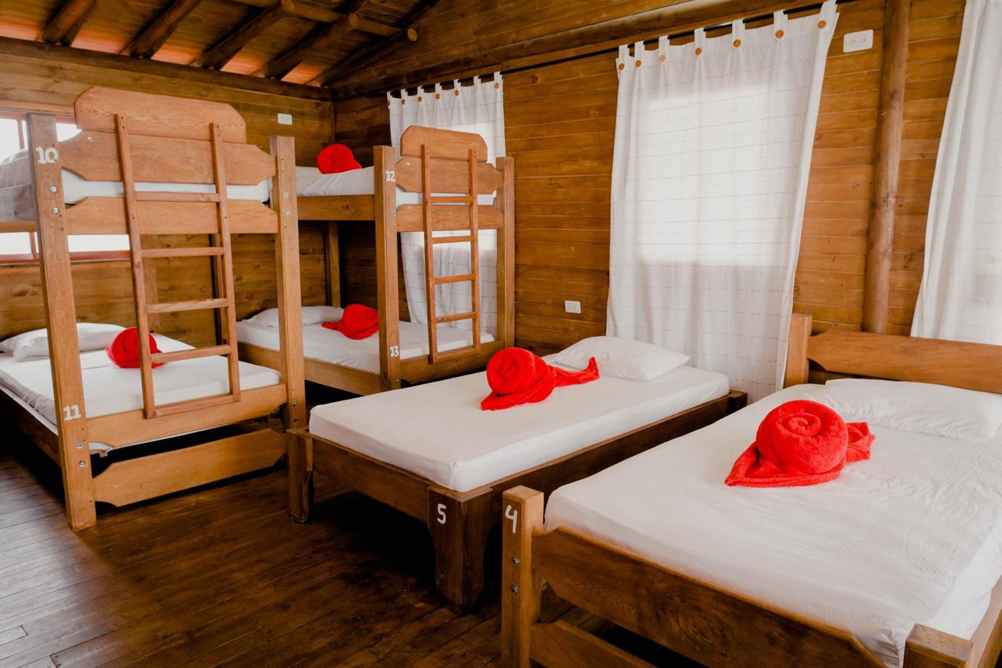 Hostal Sierra Мінка Екстер'єр фото