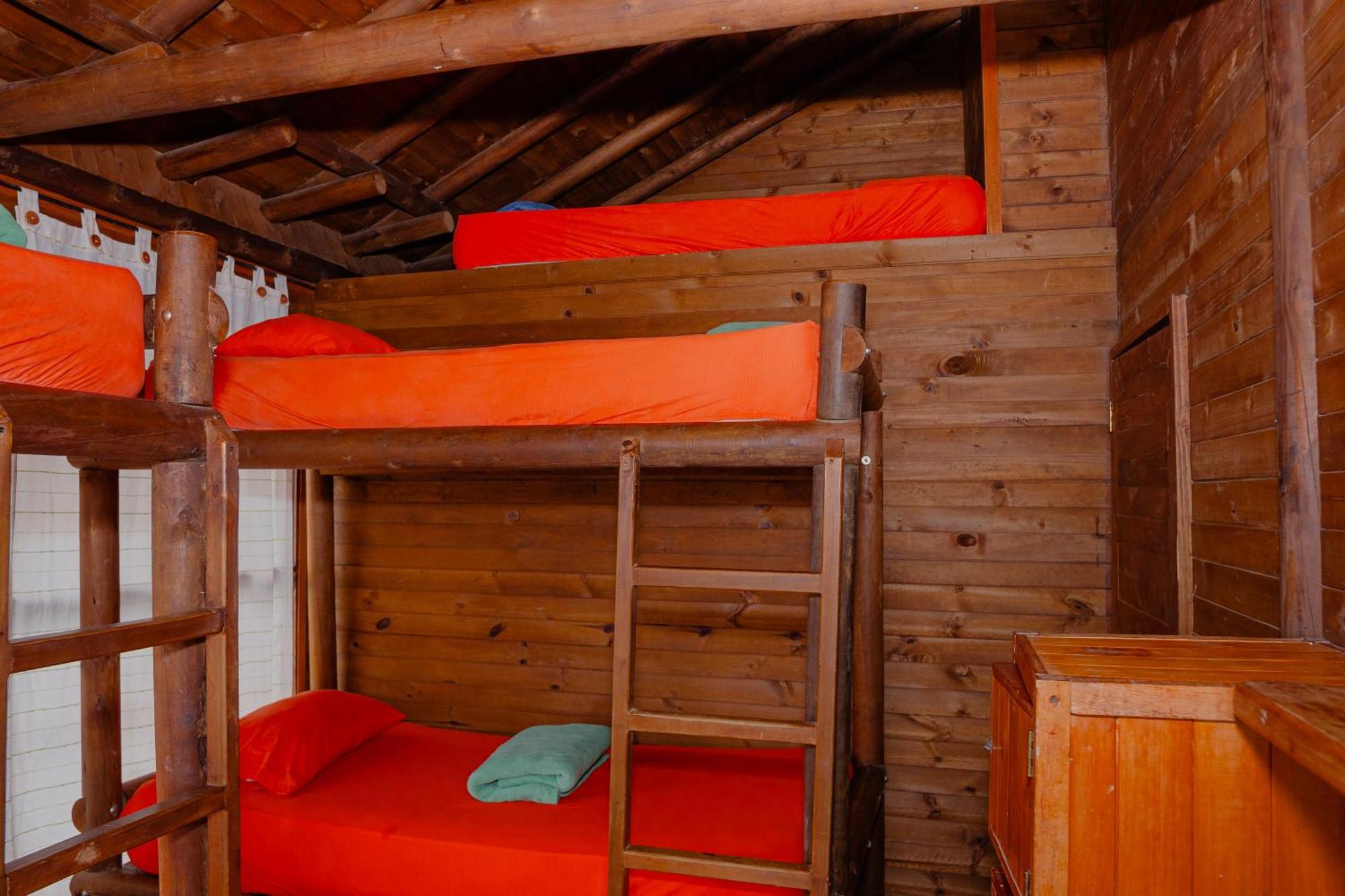 Hostal Sierra Мінка Екстер'єр фото